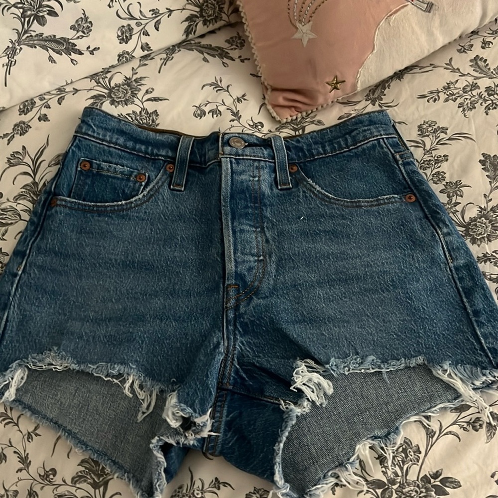 Levi’s 501 shorts